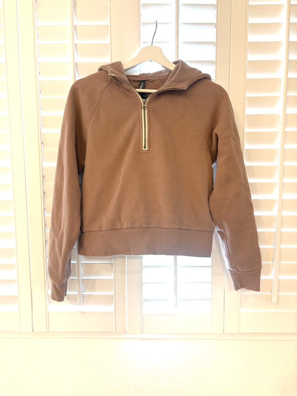 Vuori Restore Half Zip Sweatshirt in Mauve
